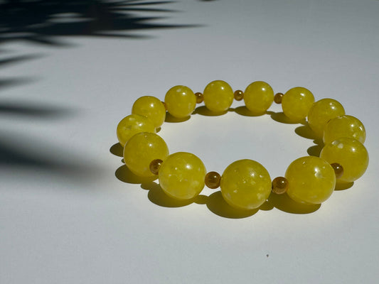 "Good Day Sunshine" Upcycled Beaded Stretch Bracelet (2/2)