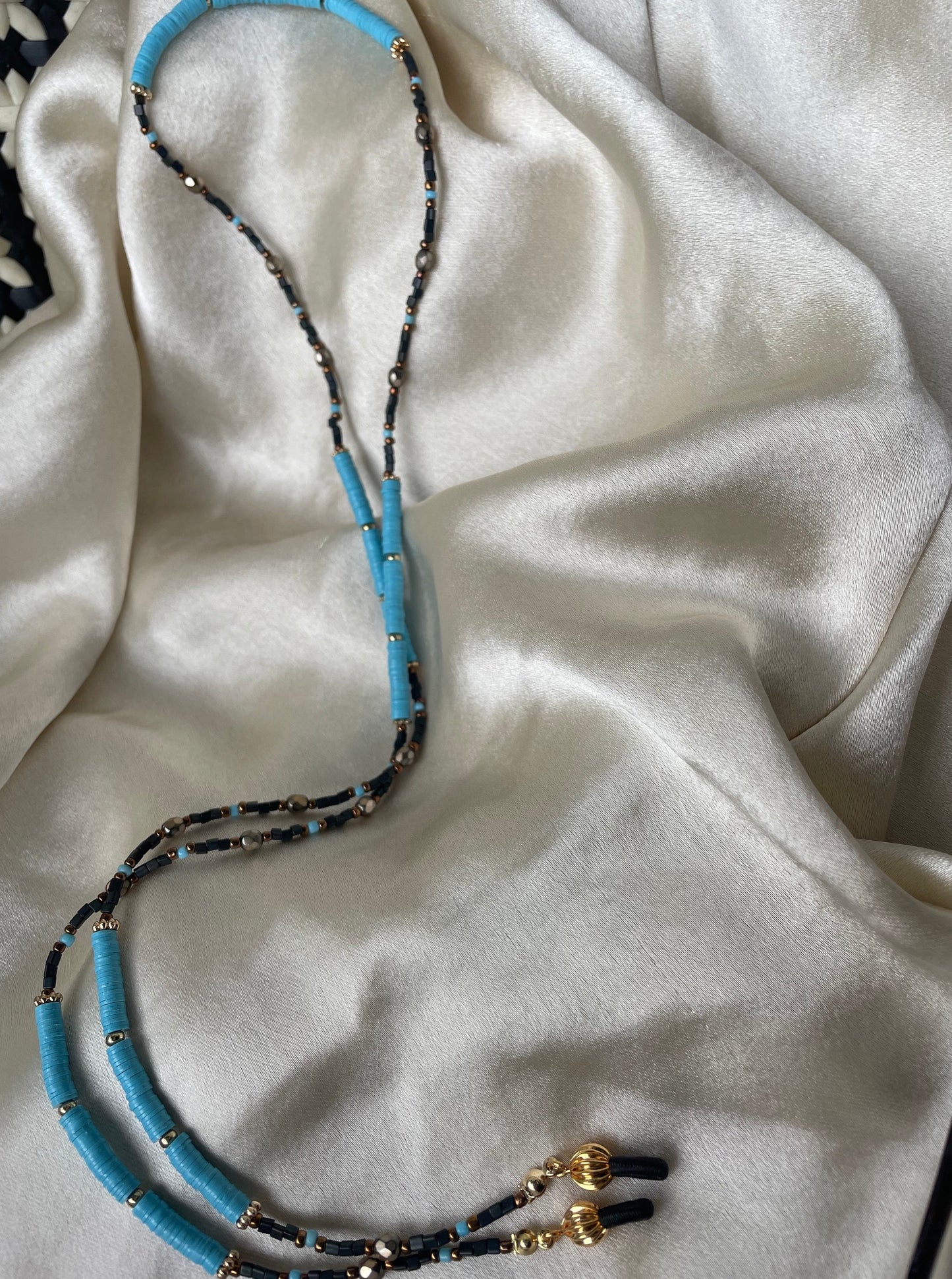 "True Blue" Sunglasses Chain