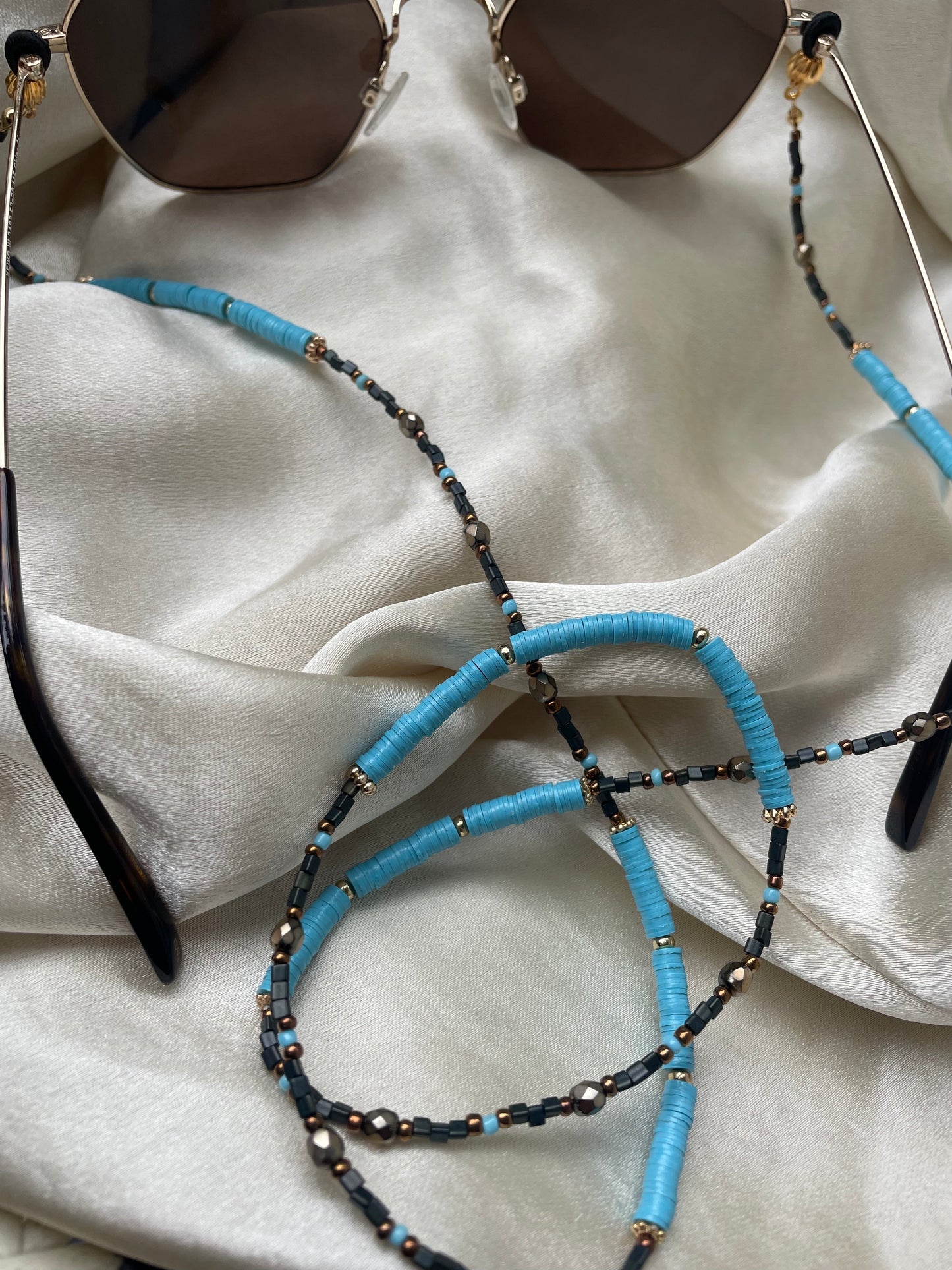 "True Blue" Sunglasses Chain