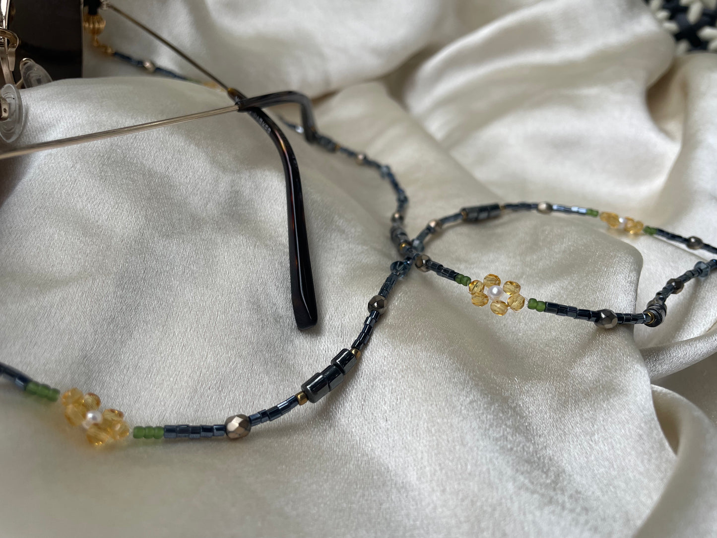 "Daisy Jane" Sunglasses Chain