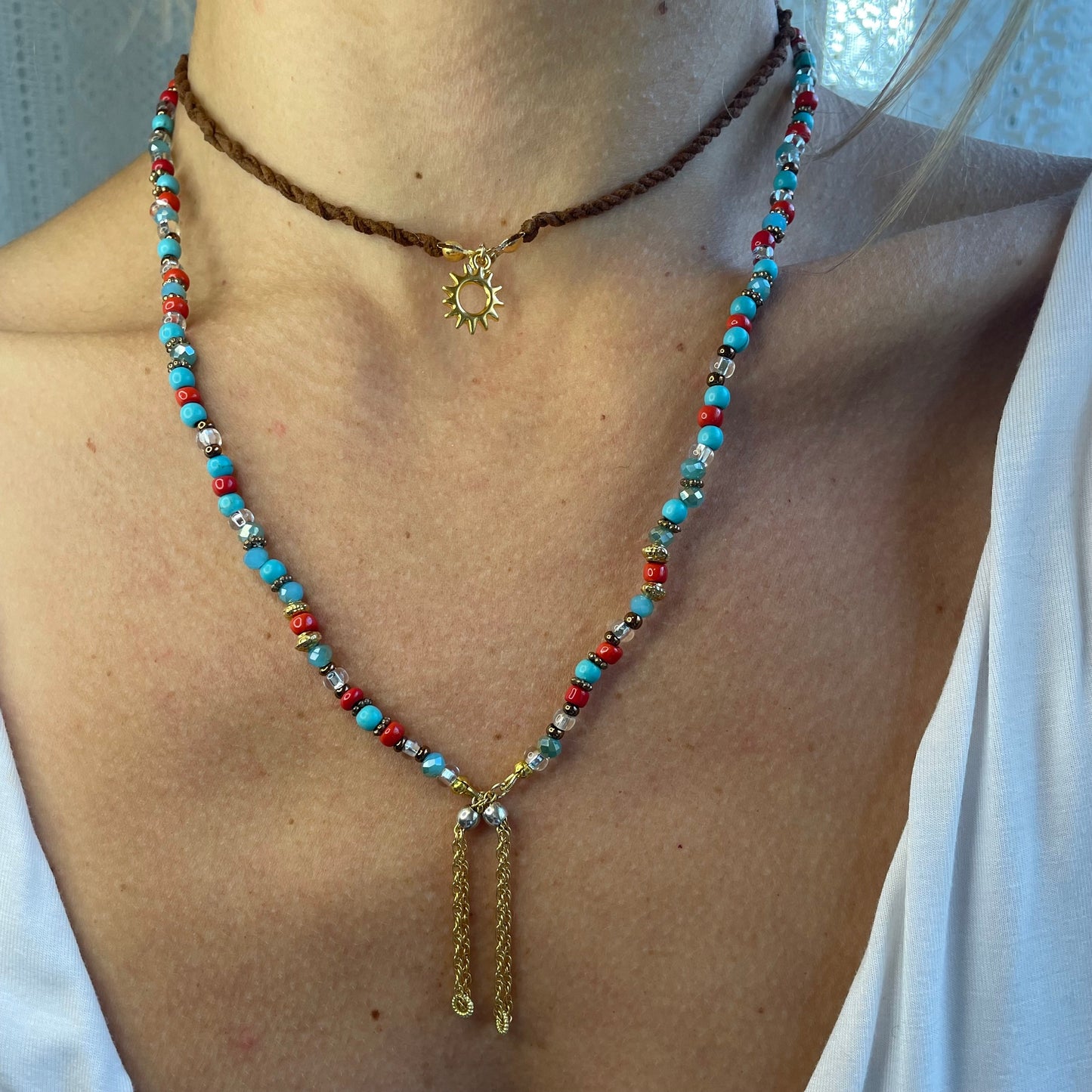 Stand Back Adaptable Accessory Chain