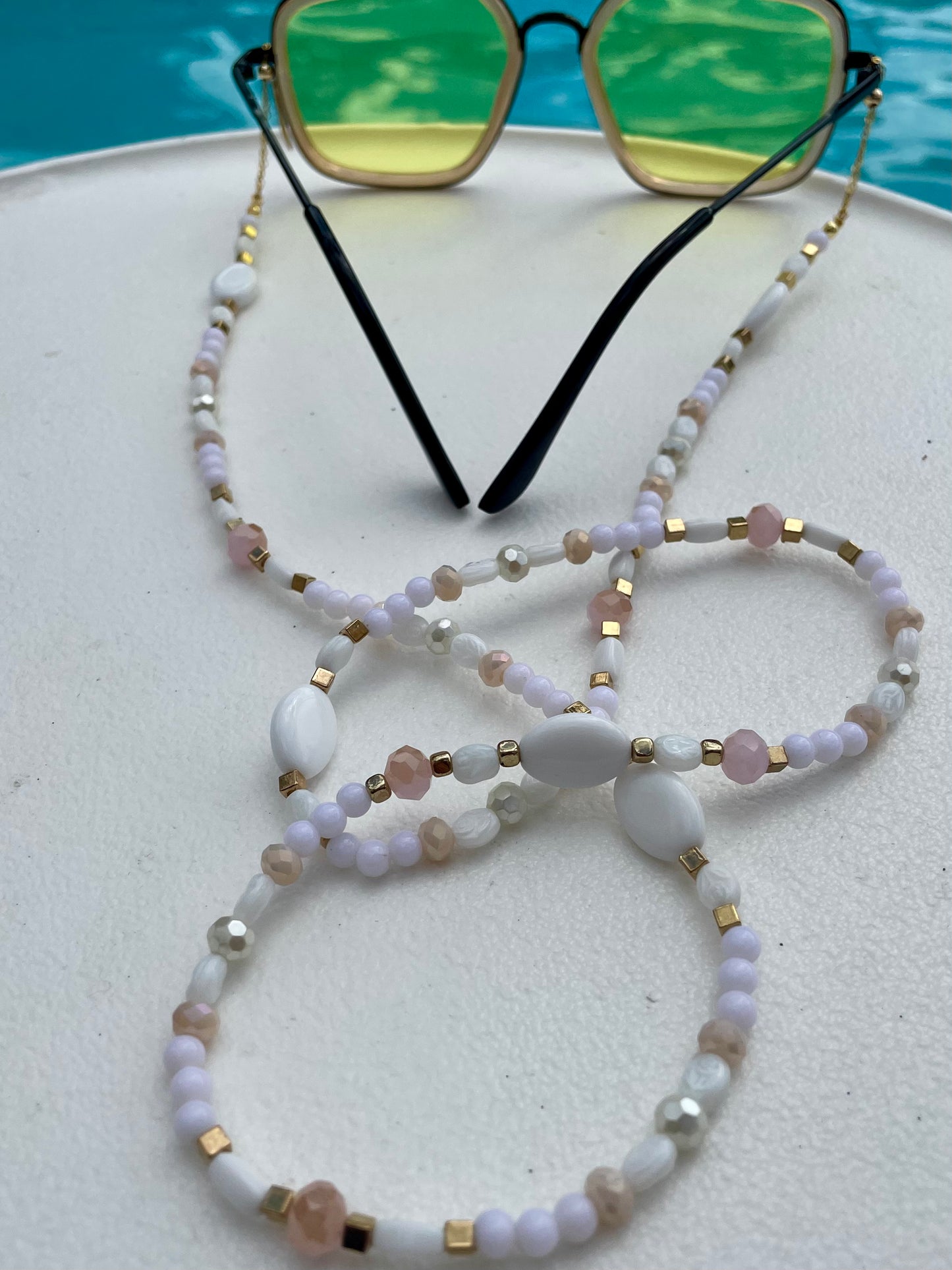 White Room Adaptable Accessory Chain