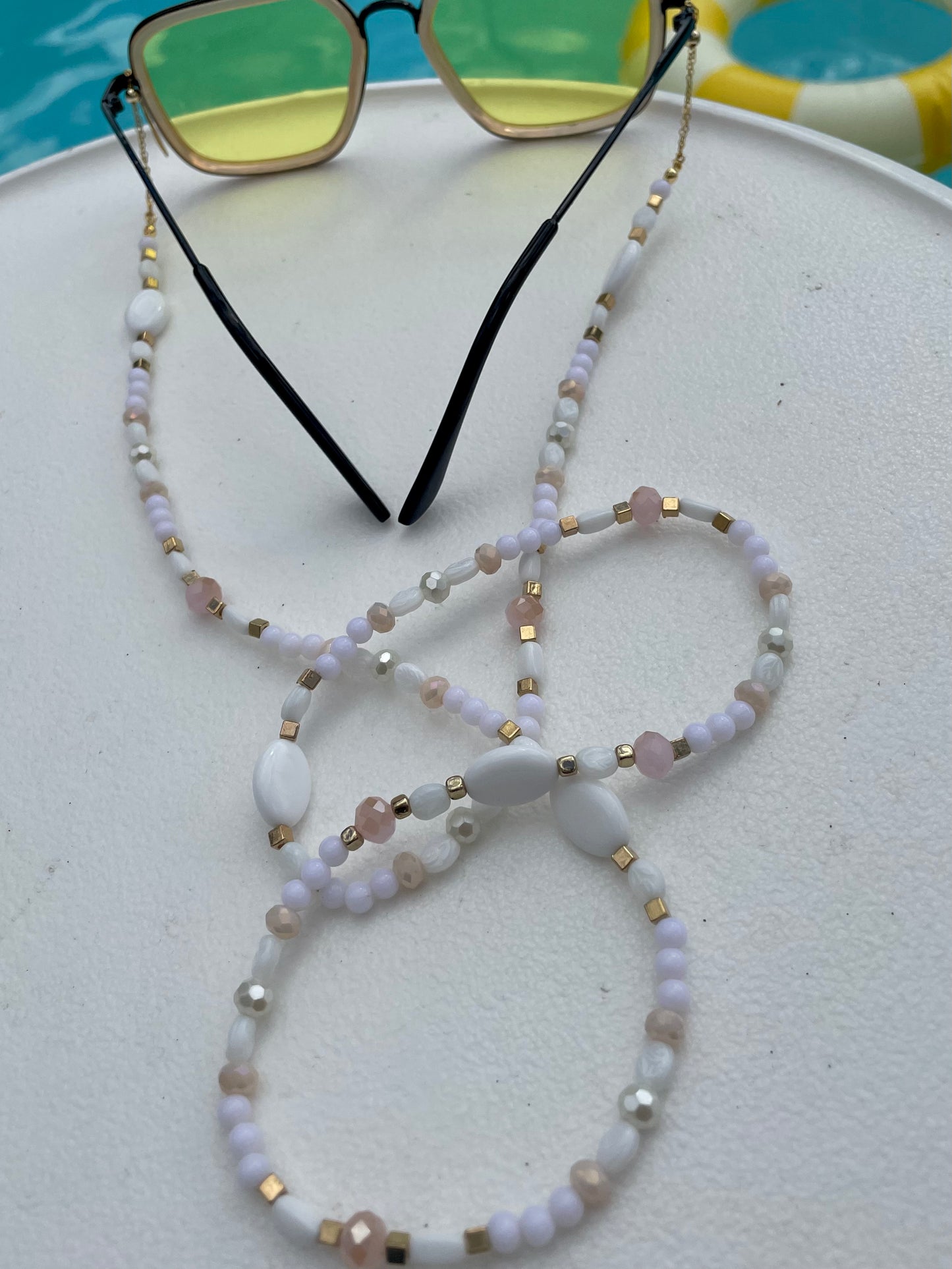 White Room Adaptable Accessory Chain