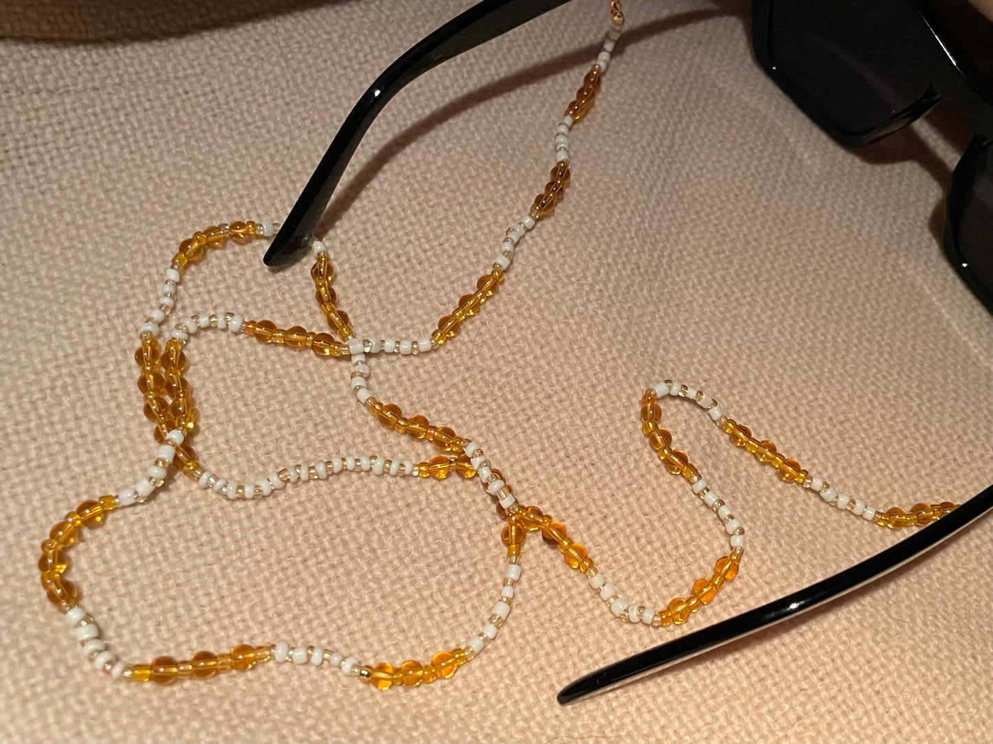 "Abracadabra" Sunglasses Chain